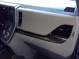 2015 TOYOTA SIENNA, SILVER, XLE, 3.5L, FWD,  Z25046